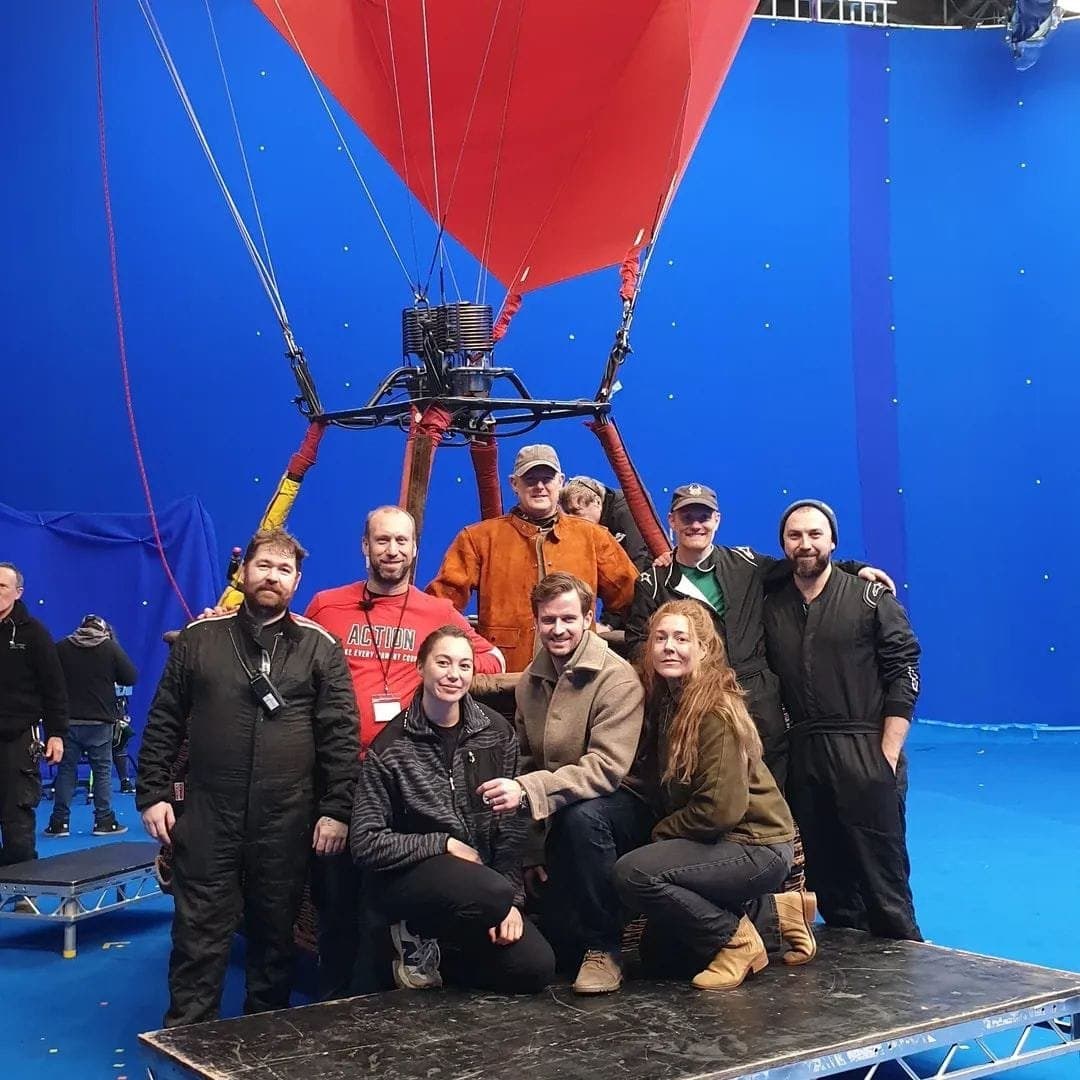 On set, Turbulence
